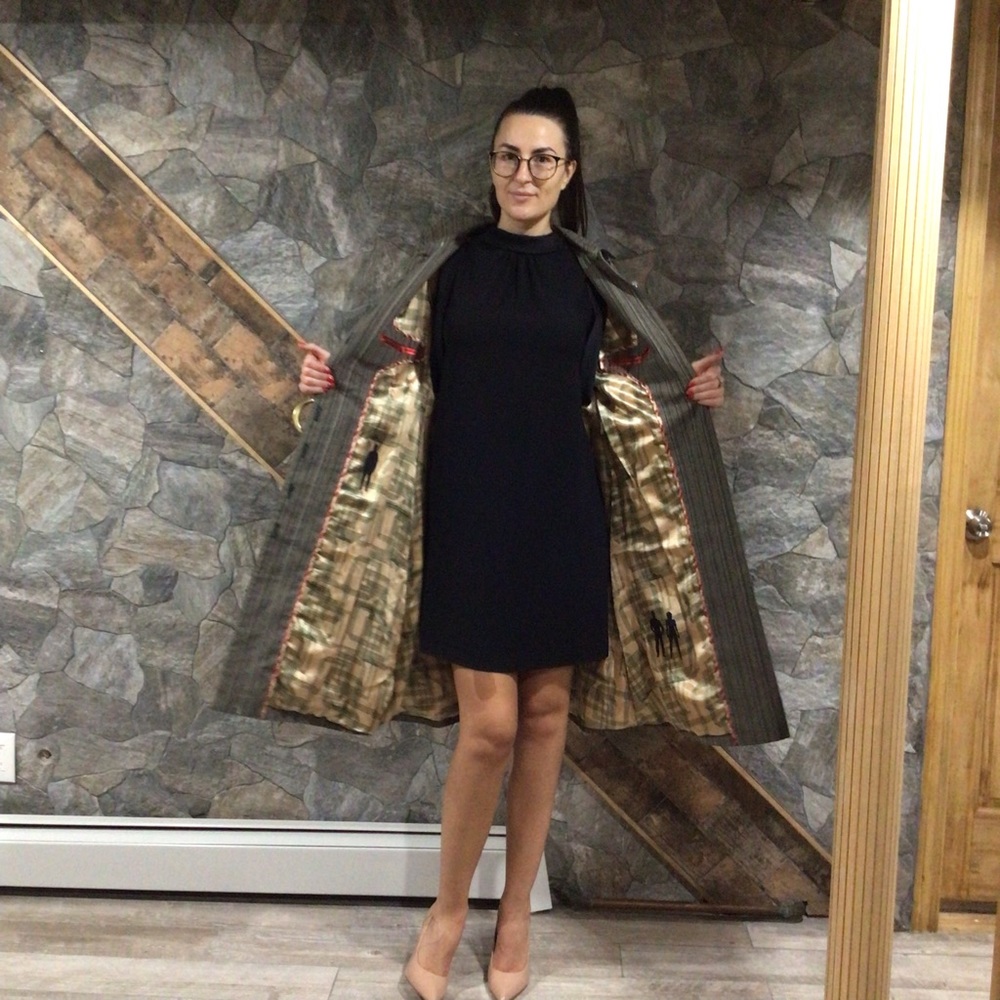 Real Runway Coat - Picture 4 of 16